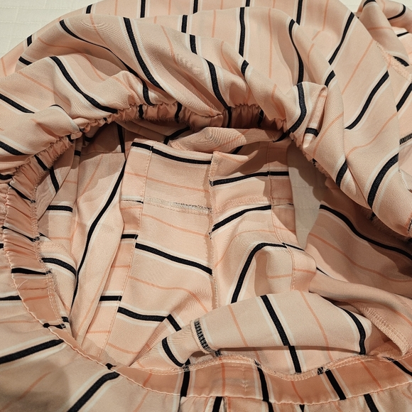 Victoria's Secret Pink Stripe Silky Pajama Romper Medium - Picture 8 of 8